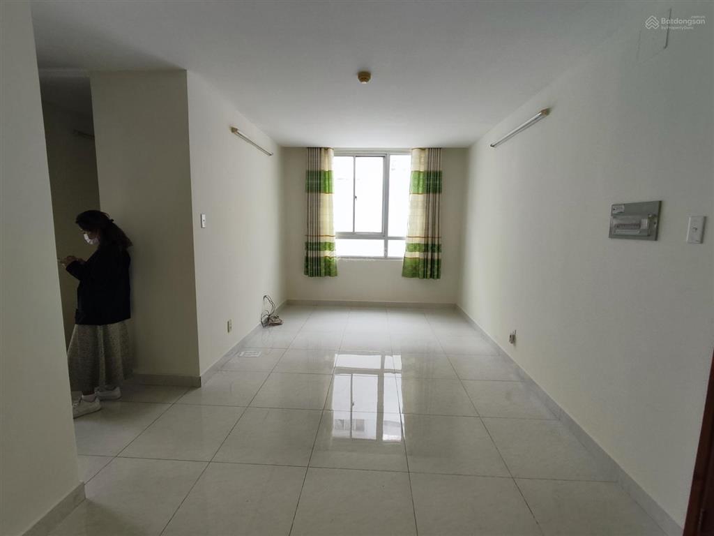 Bán chung cư bông sao lô b, phường 5, q8 dt 67m2, 2pn, 2wc giá bán 3.3 tỷ ( sổ hồng lâu dài)