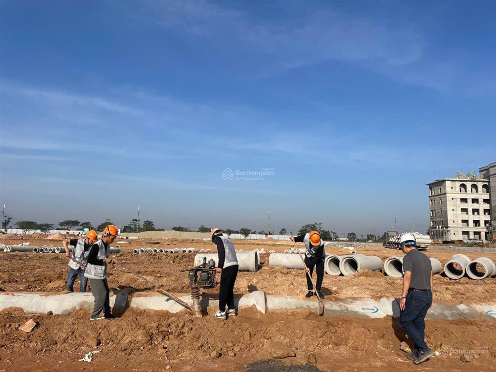 Bán liền kề tại kđt la porta phúc thọ chiết khấu 15%  sổ đỏ lâu dài, đi bộ ra công viên lớn