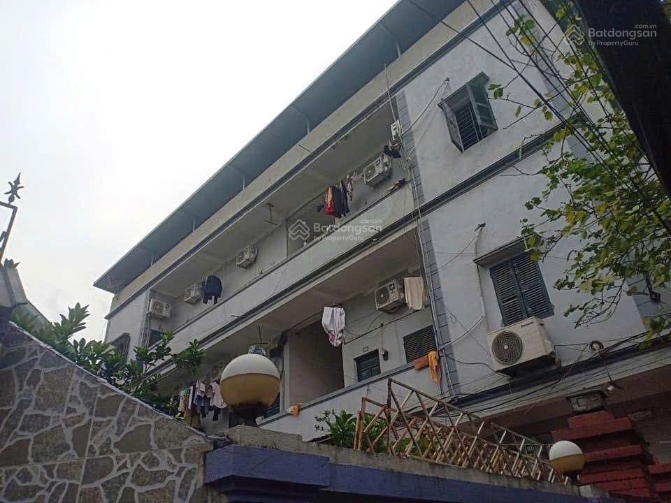 Cần tiền bán gấp dãy 15 phòng 3 tầng giá 15 tỷ với diện tích 98m