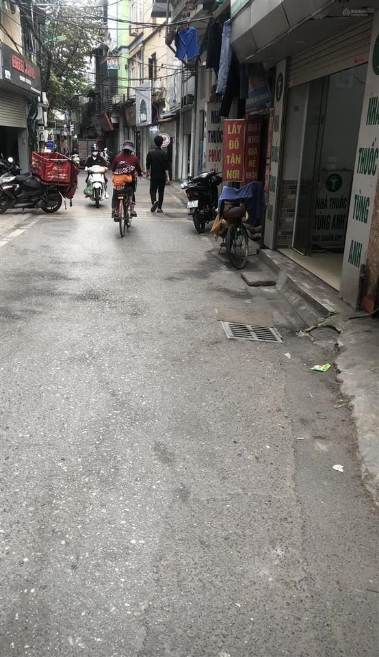 Chỉ 7 tỷ sở ngay nhà 4 tầng ô tô tránh ngay cổng trường học viện tài chính kinh doanh tốt