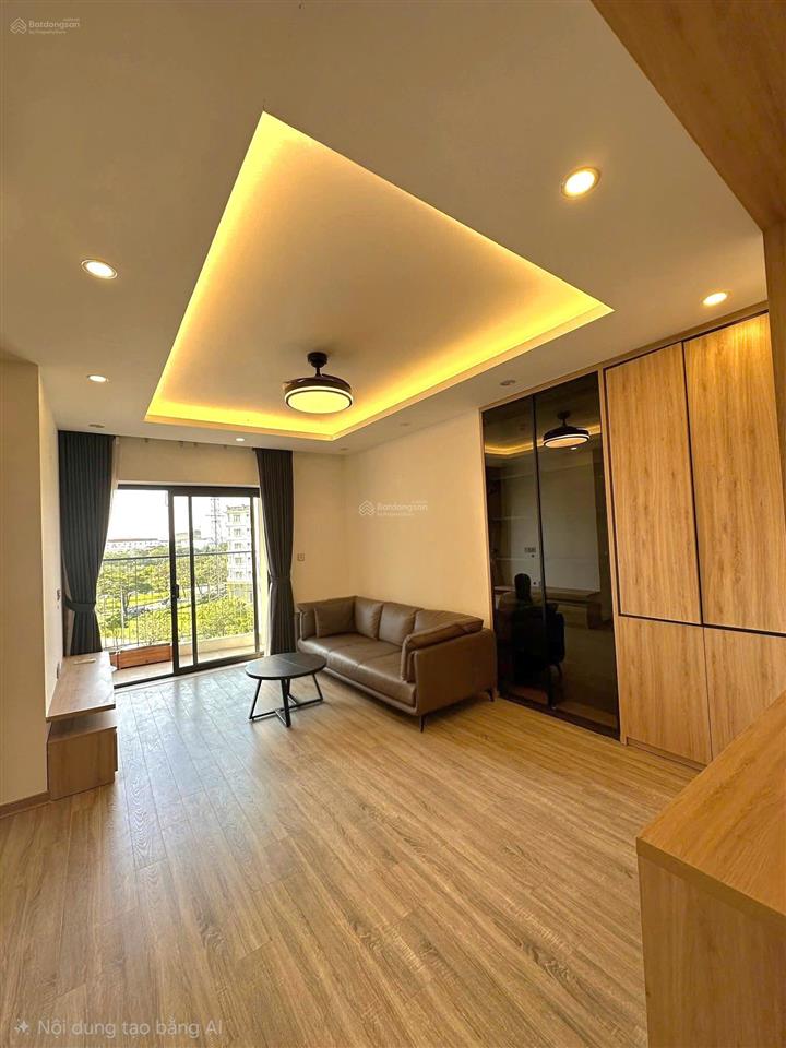 Chính chủ bán căn hộ 3 phòng ngủ view hồ tòa le grand jardin diện tích 83,4m2 full đồ mới. giá 7 tỷ