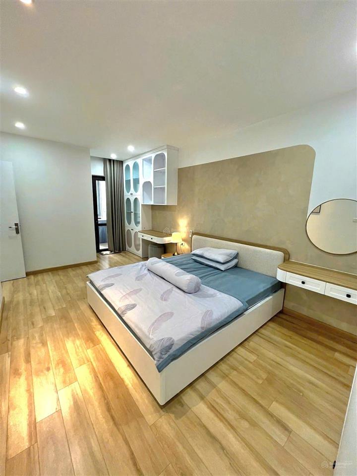 Chính chủ tôi cần bán căn 77m2 tầng đẹp giá 6 tỷ tại le grand jardin