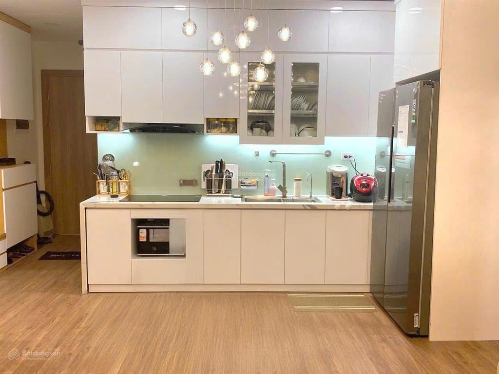 Chính chủ bán căn góc 2 ngủ 64m2 tòa l3, l4 le grand jardin sài đồng hơn 5 tỷ full đồ