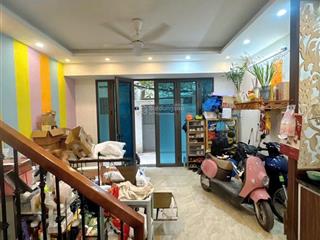 Bán nhà ba đình  40m2  nhỉnh 8 tỷ  mặt tiền lớn  10m ra ô tô  dân xây  nở hậu  vị trí đẹp