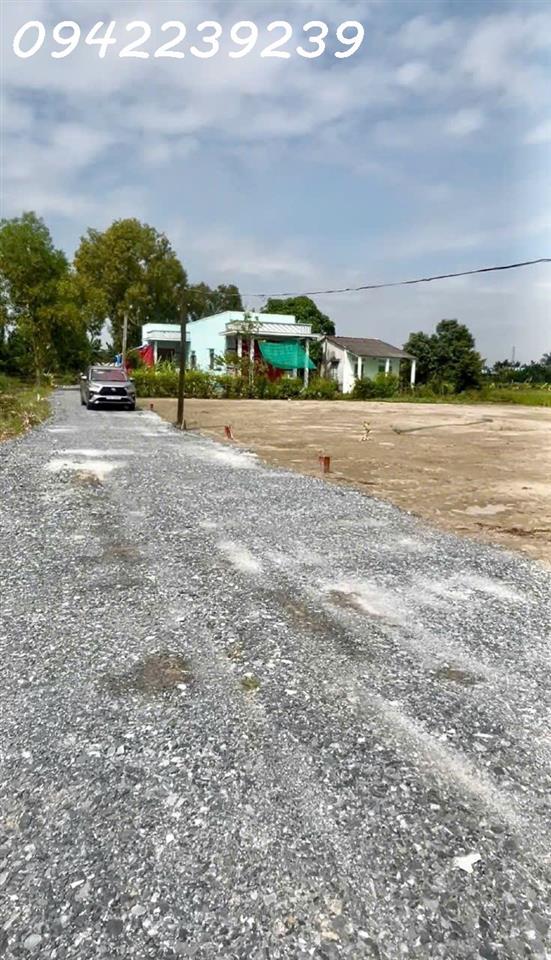 110m2 thổ cư, giá 900tr, đường oto vào tới đất, Tây Ninh ( xã Tân Trach, huyện Cần Đước,