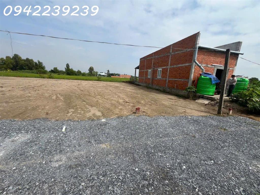 110m2 thổ cư, giá 900tr, đường oto vào tới đất, Tây Ninh ( xã Tân Trach, huyện Cần Đước,