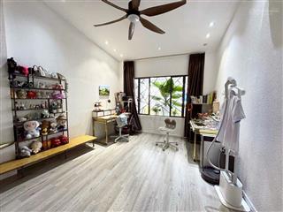 Bán gấp trong tuần  bán nhà huỳnh văn bánh 116m²  3 tầng  17.8 tỷ  153.45 triệu/m²