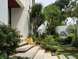 Bán villa đường 8a 256m² 3 tầng  22.8 tỷ  biệt thự căn góc