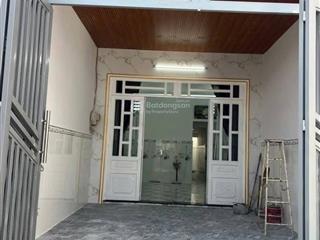 Bán nhà hóc môn  50m2(6mx8.3m)  đường nhựa 4m, sổ hồng riêng, full thổ cư. chỉ 2tỷ5