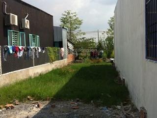 Chủ ngộp nên bán lô đất 100m2  giá 850 triệu trên đường song hành xã tân hiệp hóc môn full thổ cư