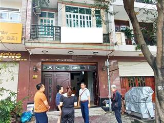 Bán nhà nghỉ 12 phòng tân hiệp thu nhập 15 triệu/tháng