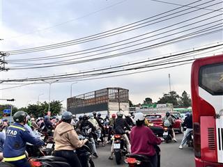 Mặt tiền nhựa sec lê a. tin đi mn ơi