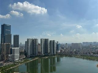 Chính chủ bán căn hộ sky park dt 128m2 3pn căn góc hướng đn view hồ sđcc full nt đẹp giá 13.5 tỷ
