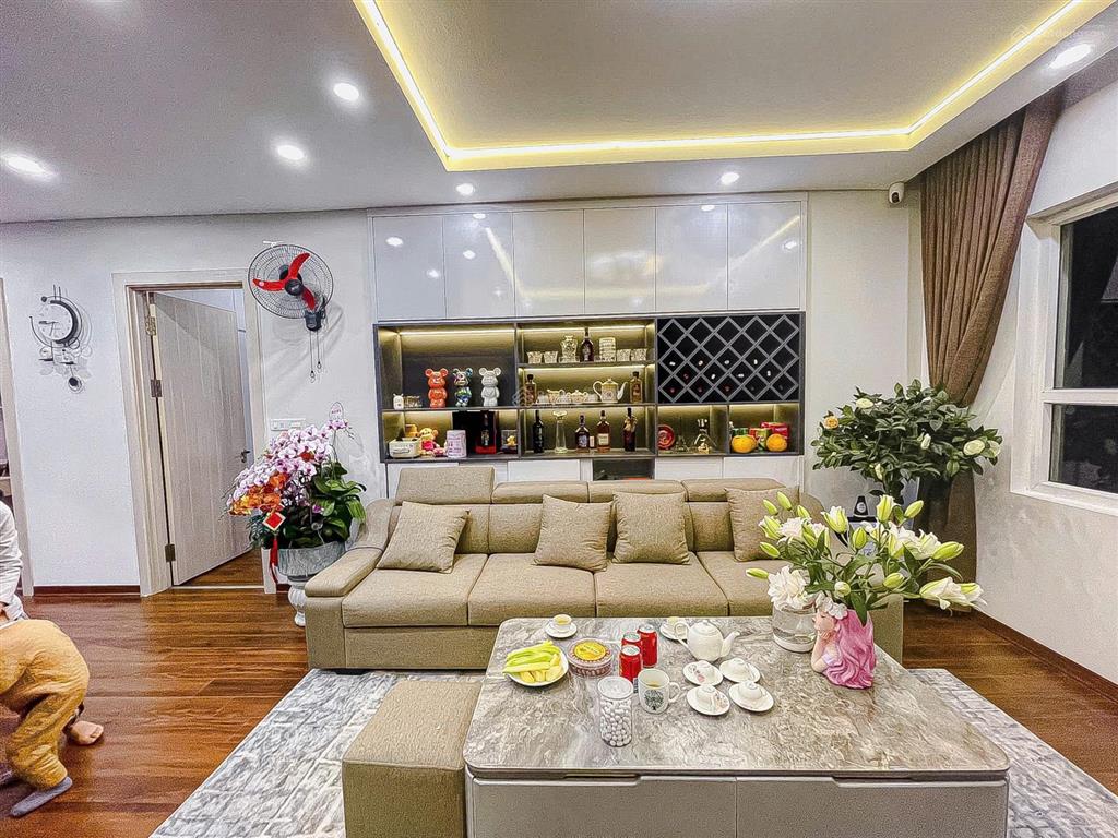 Chính chủ bán ch florence 28 trần hữu dực dt 85m 3pn full nt sđcc căn góc đn 8,5 tỷ o971085383