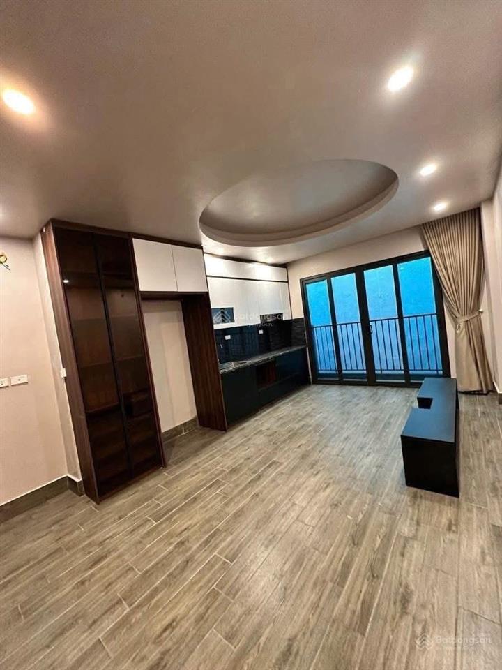 Miếu đầm 8 tầng thang máy vỉa hè ô tô kinh doanh giá 12.8 tỷ chủ thiện chí bán