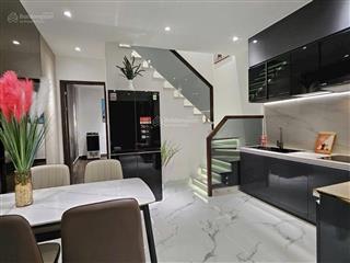 Chỉ 6,3tỷ ở ngay nhà 3t btct 105m2, công nhận đủ,nở hậu tài lộc, nhà 1/ , cách mt trường chinh 15m.