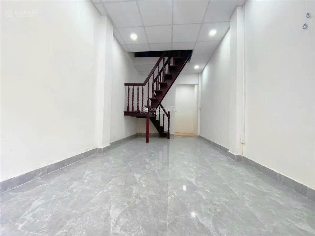 Bán nhà bến chương dương 27m2 3 tầng  6.1 tỷ  vị trí trung tâm quận 1