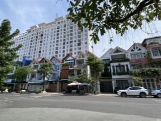 Nhà mặt phố 160m2 ở đường số 11, kdc him lam 6a