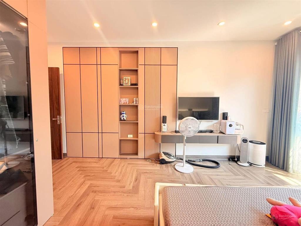 Giảm chào 500tr thanh khoản trước tết  thái thịnh  51m2  ô tô tránh  lô góc  khu vip ở sướng