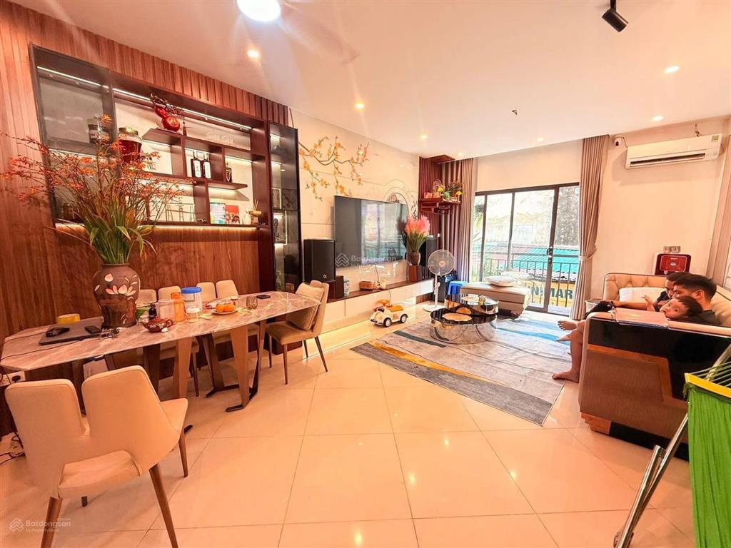 Giảm chào 500tr thanh khoản trước tết  thái thịnh  51m2  ô tô tránh  lô góc  khu vip ở sướng