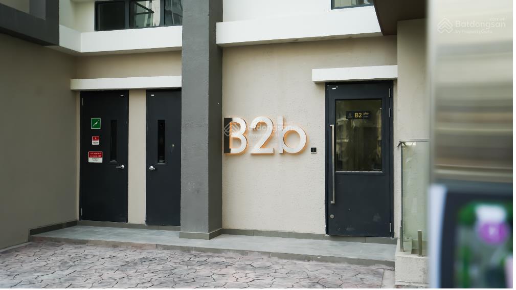 Cho thuê ô đậu xe hơi, tầng hầm b2 diamond brilliant. bao thuế phí