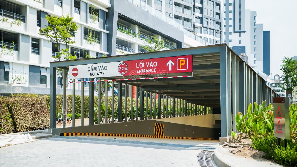 Cho thuê ô đậu xe hơi, tầng hầm b2 diamond brilliant. bao thuế phí