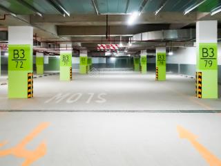 Cho thuê ô đậu xe hơi, tầng hầm b2 diamond brilliant. bao thuế phí