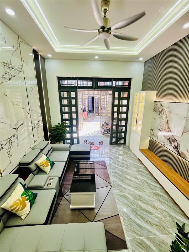 Nhà đẹp lung linh 3 tầng 4pn hẻm ô tô quay đầu, thạnh lộc 57, gần hà huy giáp giá chỉ 4.75tỷ