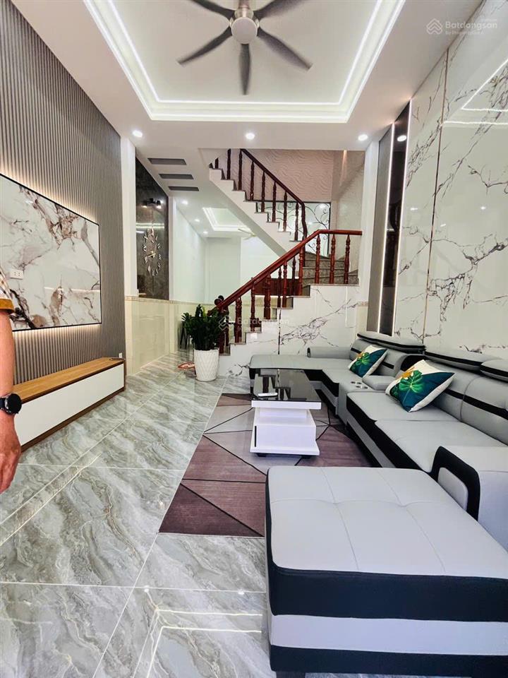 Nhà đẹp lung linh 3 tầng 4pn hẻm ô tô quay đầu, thạnh lộc 57, gần hà huy giáp giá chỉ 4.75tỷ