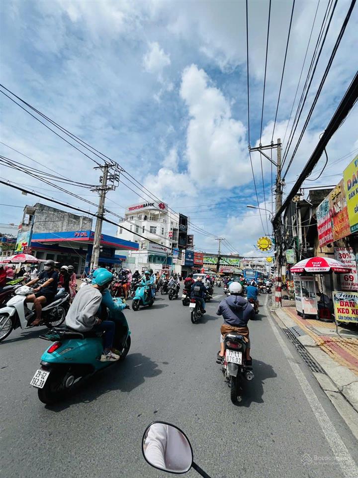 Nhà tiện xây mới, thổ 87m2 nở hậu 5.7m hẻm võ văn ngân, vị trí đắc địa đối diện chợ thủ đức, 6.3tỷ