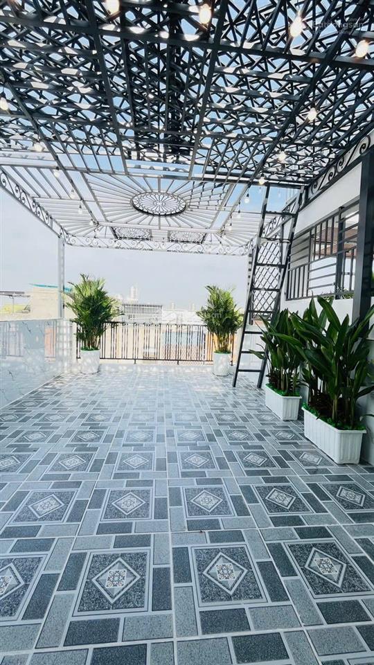 Nhà mới siêu đẹp, 5 tầng vuông vức, nội thất cao cấp, hẻm ô tô tránh, ngay chợ cầu đồng, chỉ 6.9tỷ