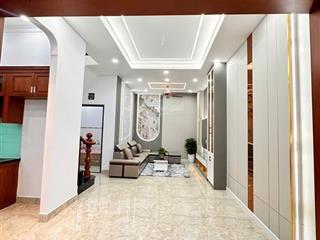 Hàng hiếm  biệt thự siêu đẹp 3 tầng ngang 6.2m bề thế, ô tô ngủ sân, ngay hà huy giáp, chỉ 8.2tỷ