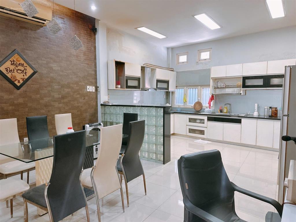 Cho thuê nhà nguyên căn hẻm ngô gia tự  p.4, q.10 | full nội thất