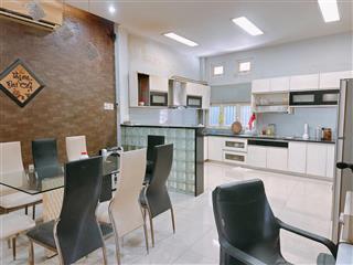 Cho thuê nhà nguyên căn hẻm ngô gia tự  p.4, q.10 | full nội thất