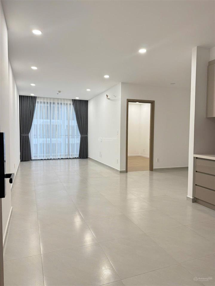 Căn hộ 1pn+1  63.4m²  ban công 4.8m  view thoáng  sổ hồng riêng