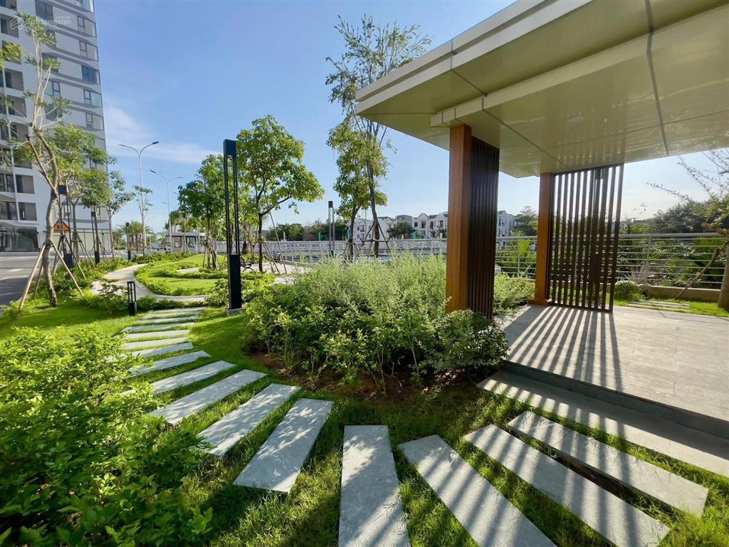 Căn hộ 1pn+1  63.4m²  ban công 4.8m  view thoáng  sổ hồng riêng