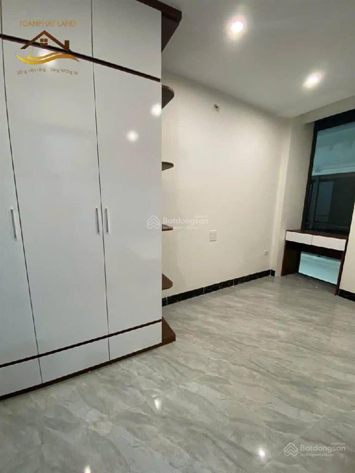 Chính chủ bán nhà văn quán 7.5 tỷ 30m2 khu vực vip hà đông