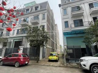 Lk 70m2, mặt tiền 5m, đường trước nhà 13 m