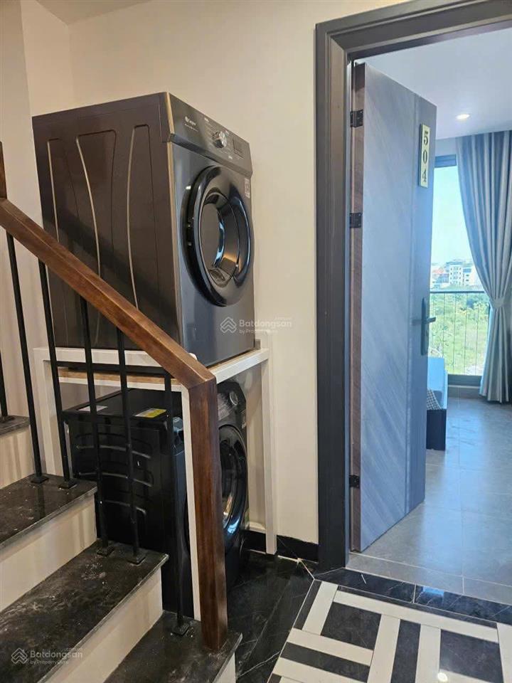 Bán ccmn mới tại phú đô 68m 8 tầng 16 phòng kk