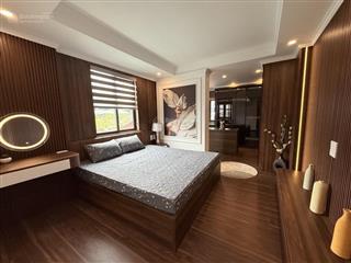 Cầu giấy  43m² lô góc  mặt tiền đẹp  vài bước ra ô tô tránh  5 tầng  chỉ 13 tỷ