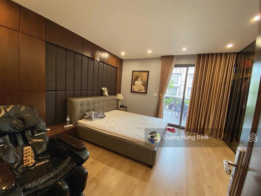 Mặt phố văn quán hà đông, plo vỉa hè ôtô tránh, kd tốt, 65m2  2 mặt tiền 6,4m, giá 23 tỷ