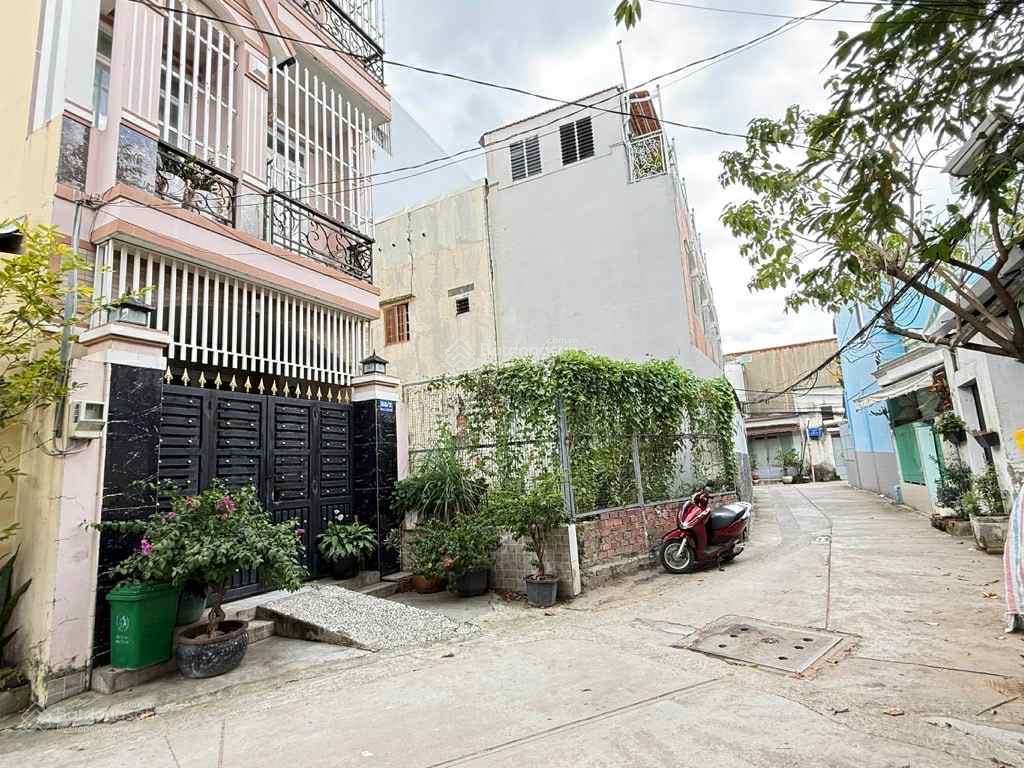 Bán nhà mặt tiền ngay nguyễn thị định, quận 2 diện tích 97m2, giá chỉ 7.x tỷ