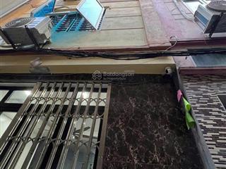 Nhà đẹp hiếm mễ trì  cách oto 50m  nhà mới đẹp, chỉ việc xách vali về ở  tặng full nội thất