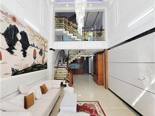 Đường xe hơi 9m  dt 4x16  nhà đúc 5 tầng, cạnh đầm sen, chỉ 8,x ty + vị trí khúc đầm sen, hò