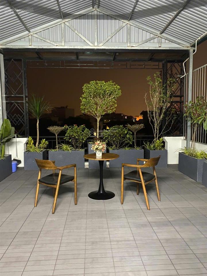 Chính chủ bán gấp nhà phố việt hưng long biên full nội thất có gara 100m2 5t thang máy nhỉnh 18 tỷ