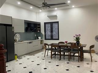 Chính chủ bán gấp nhà phố việt hưng long biên full nội thất có gara 100m2 5t thang máy nhỉnh 18 tỷ