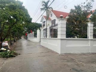 Siêu phẩm 2 lô đẹp nhất đông kết, khoái châu, vị trí vàng dt 138m2 136m2 mt 5,2m giá chỉ 18triệu/m2