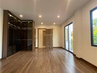 Cần bán nhà mới koong phố sài đồng long biên. dt 68m2 x 5 tầng thang máy. giá chỉ nhỉnh 9tỷ