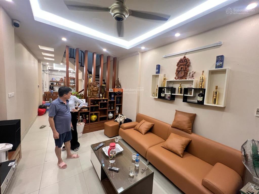 Rẻ nhất khu vực! bán nhà phố trịnh đình cửu 52m2  cách 2 nhà ra mặt phố  nhỉnh 12 tỷ ô thang máy