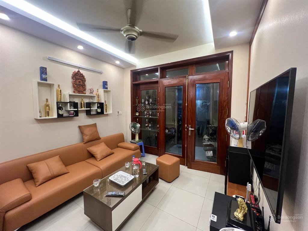 Rẻ nhất khu vực! bán nhà phố trịnh đình cửu 52m2  cách 2 nhà ra mặt phố  nhỉnh 12 tỷ ô thang máy